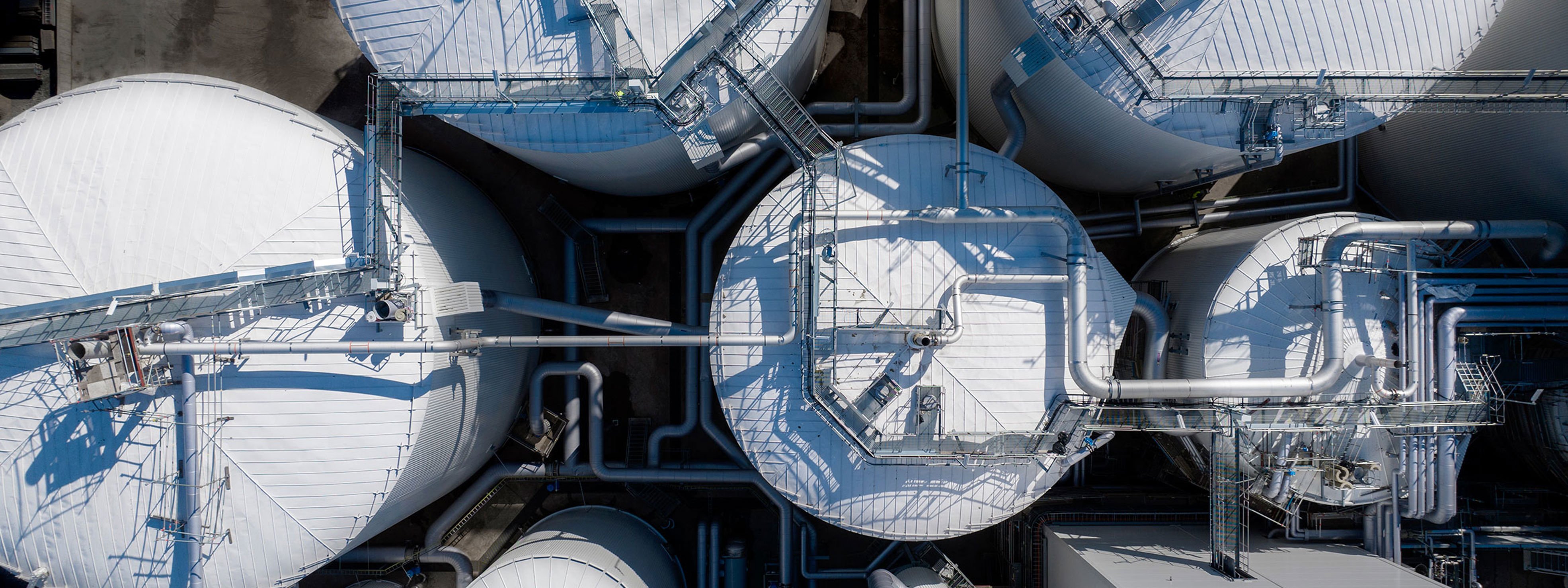 Aerial view of Kemi bioproduct mill process containers