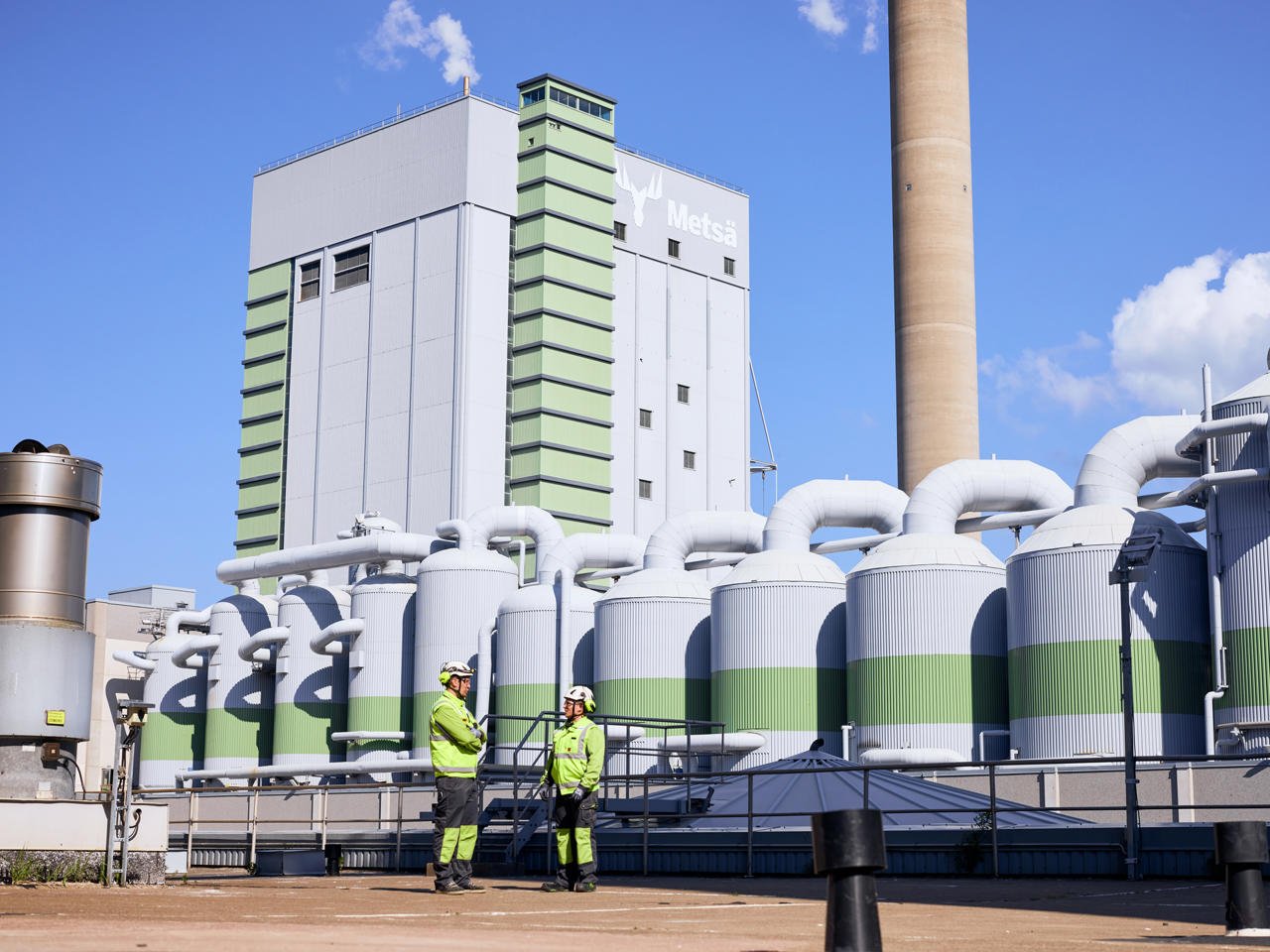 Pre-engineering of a commercial carbon capture plant