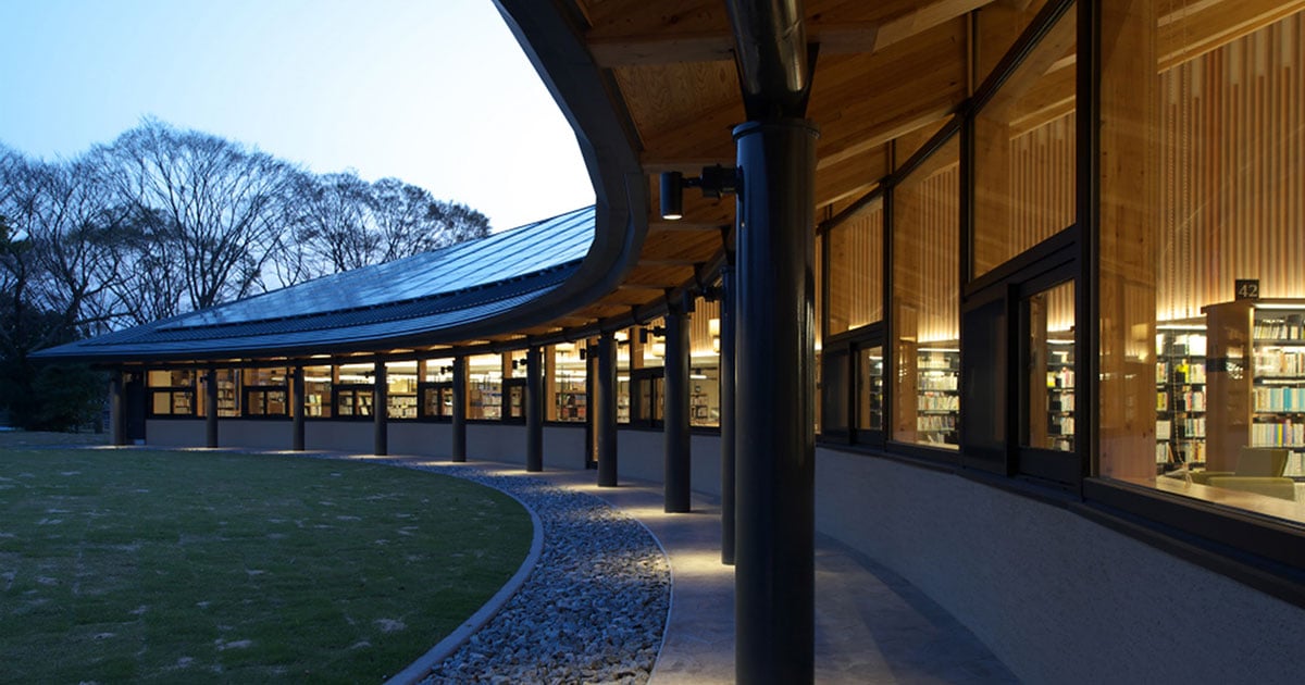 Curved wall of a timber structure library building