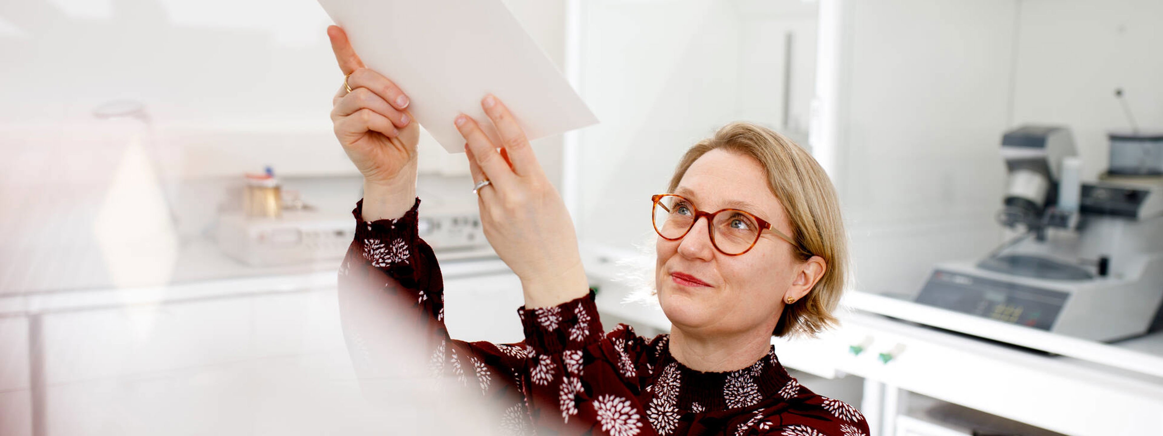 Hélène Lehtinen, Metsä Boardin barrierkehityksestä vastaava johtaja.