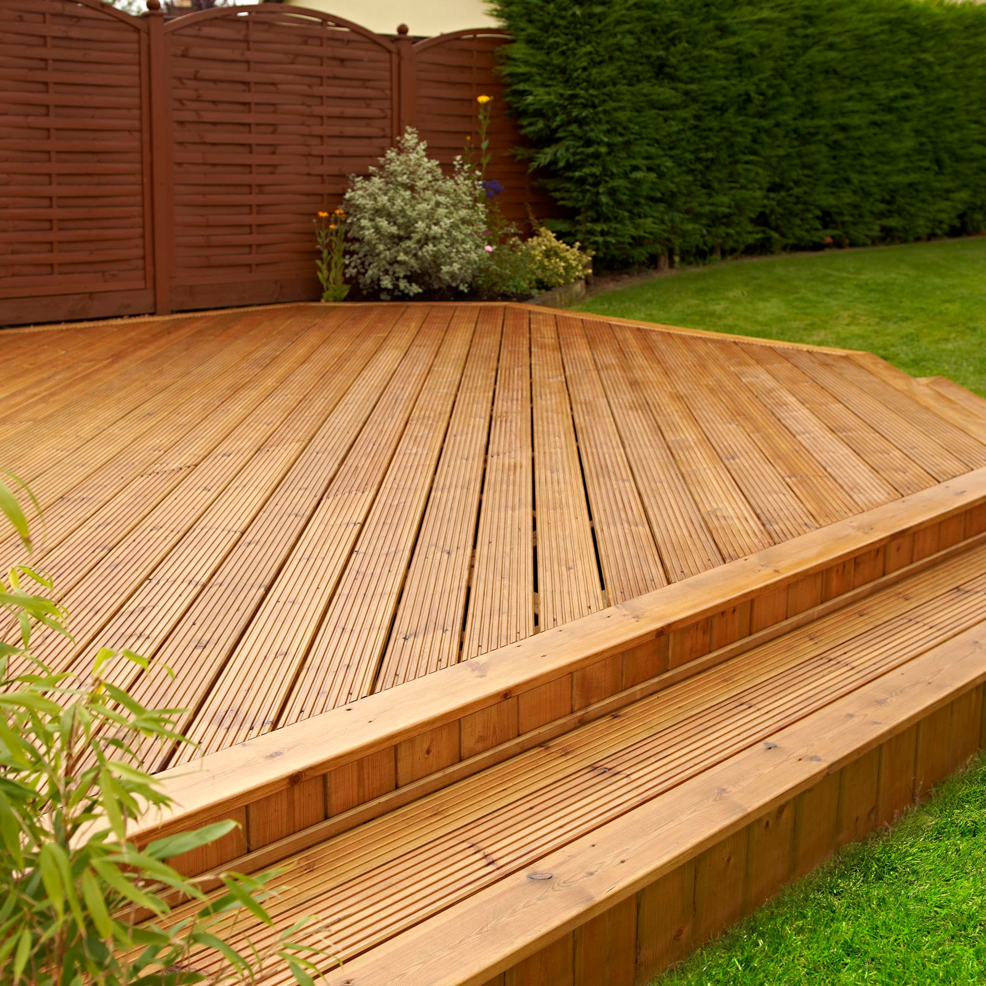 Decking & Balustrades