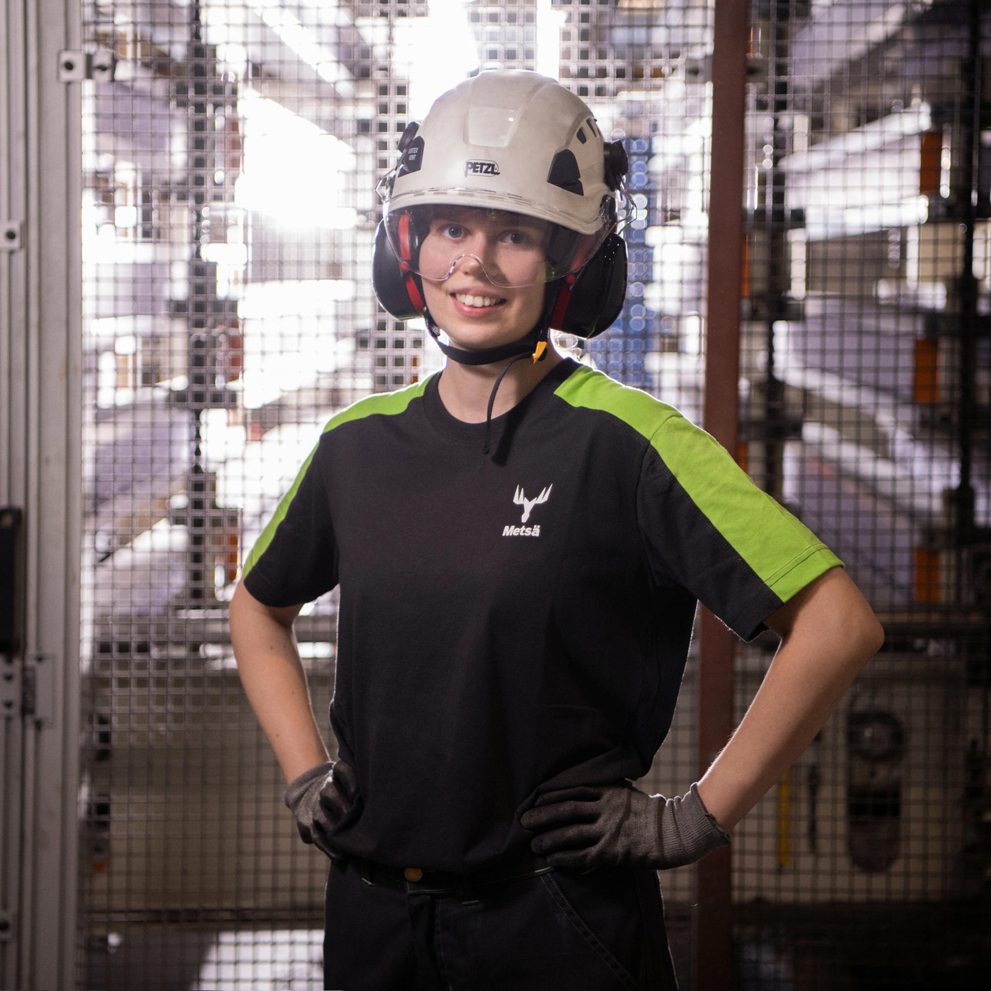 Työntekijä Mäntän tehtaalla