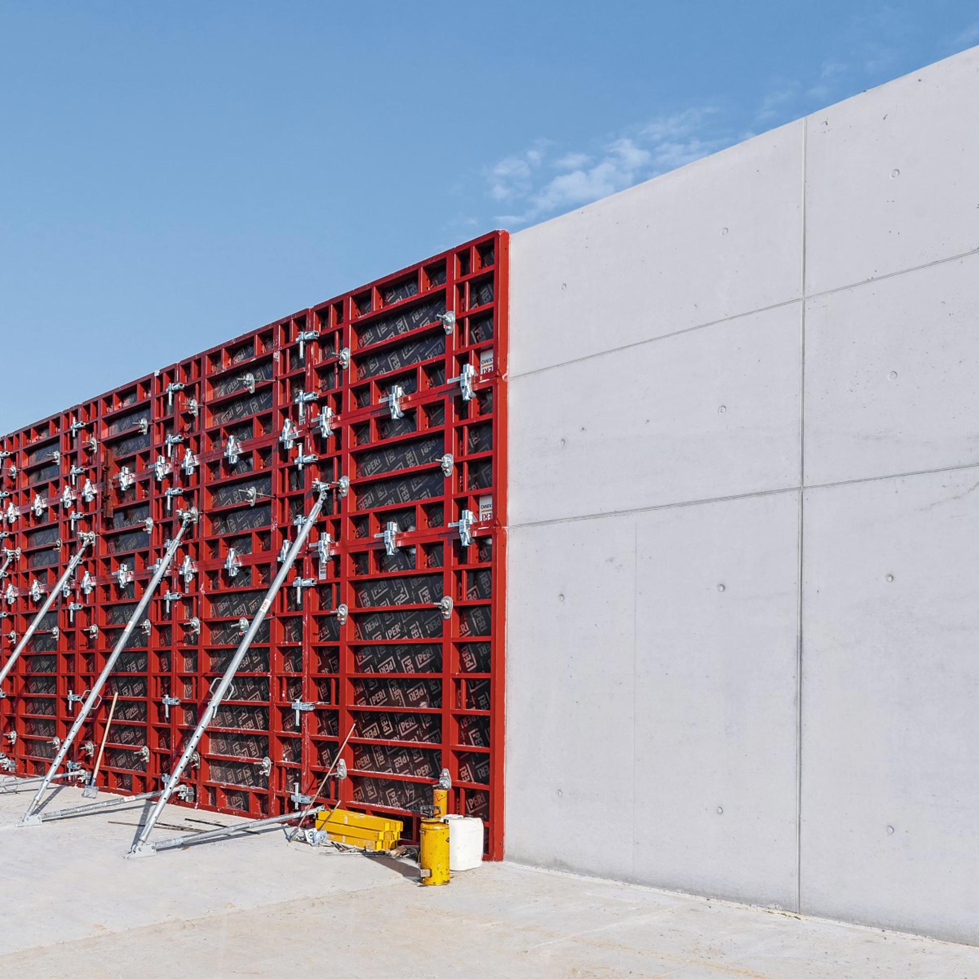 Plywood designed to meet concrete formwork's needs